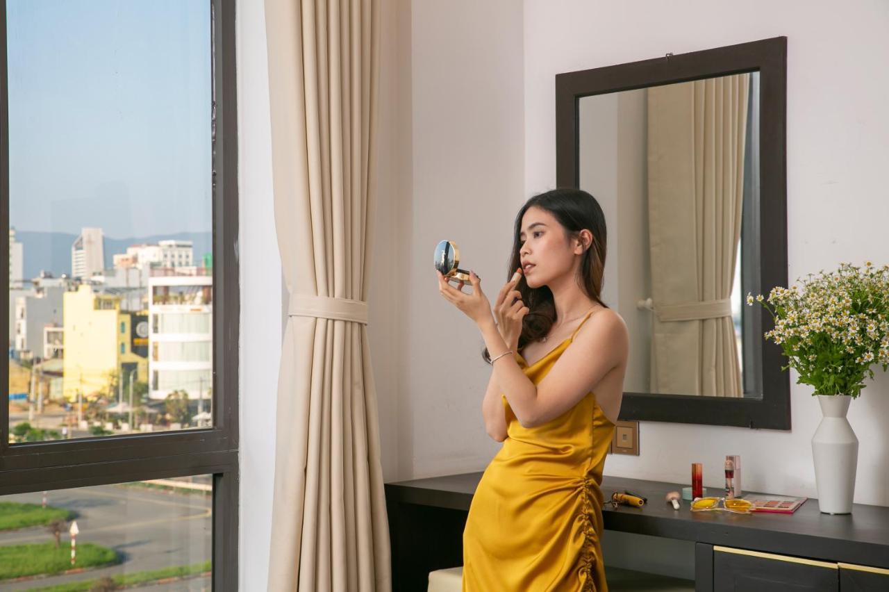 Hanami Hotel Danang Екстер'єр фото