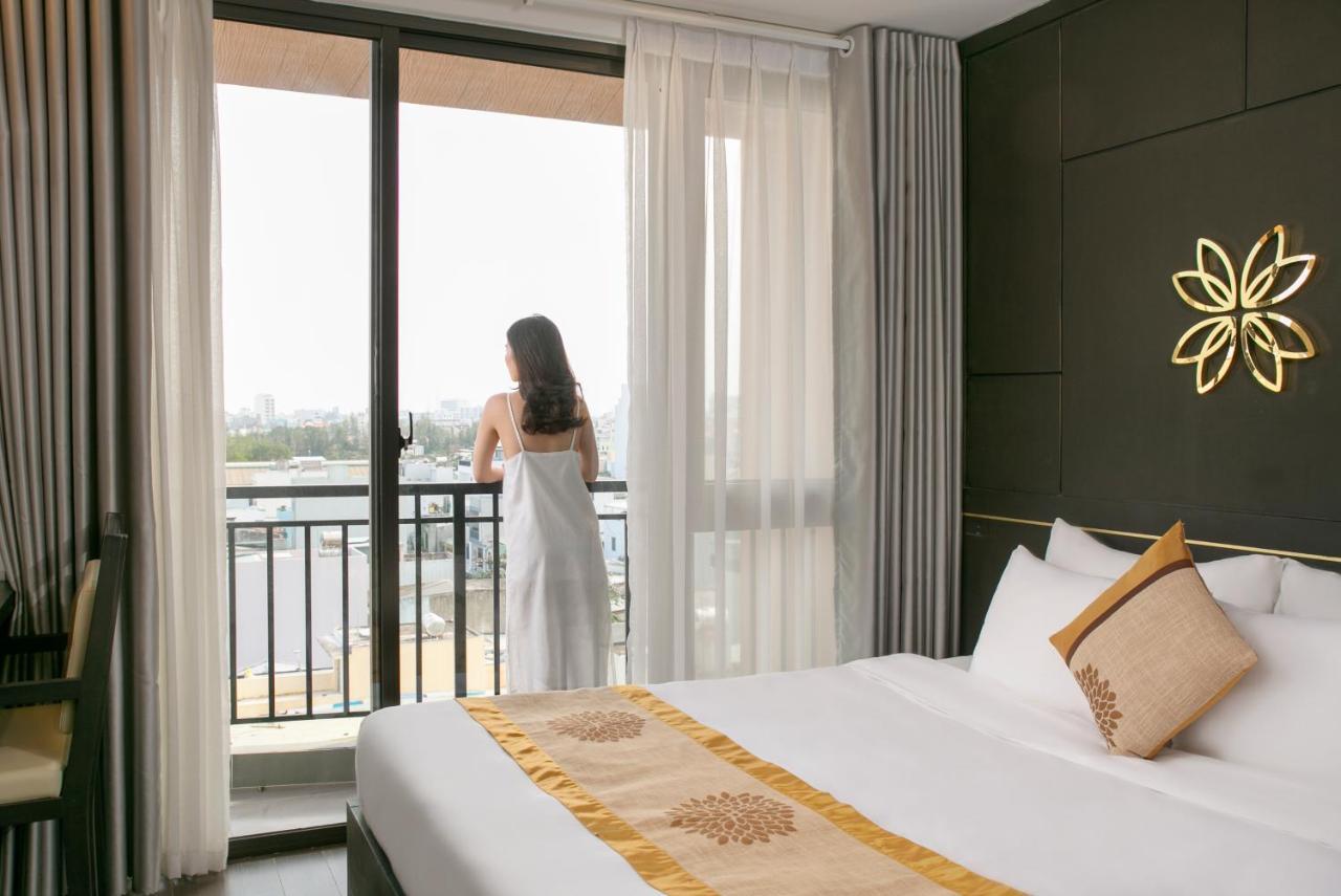 Hanami Hotel Danang Екстер'єр фото
