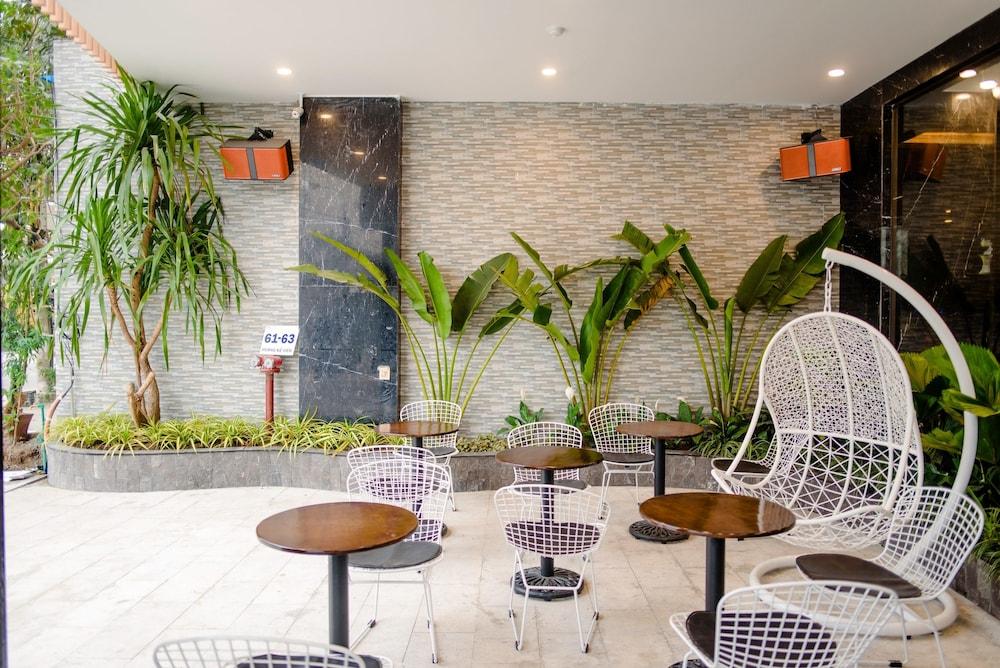 Hanami Hotel Danang Екстер'єр фото